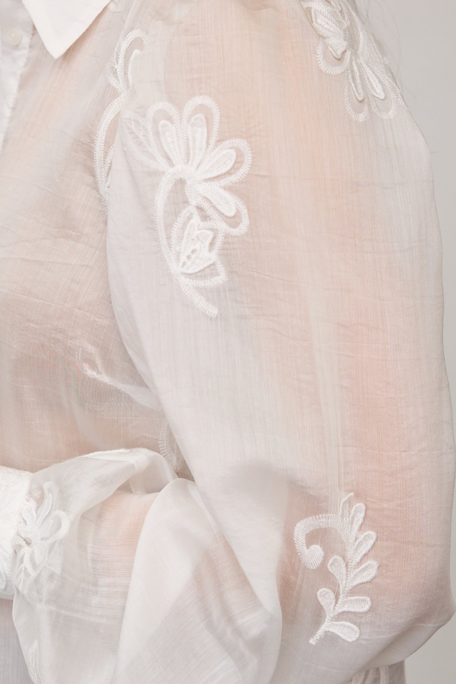 NovinCC Emb LS Shirt - Off white - Co'couture