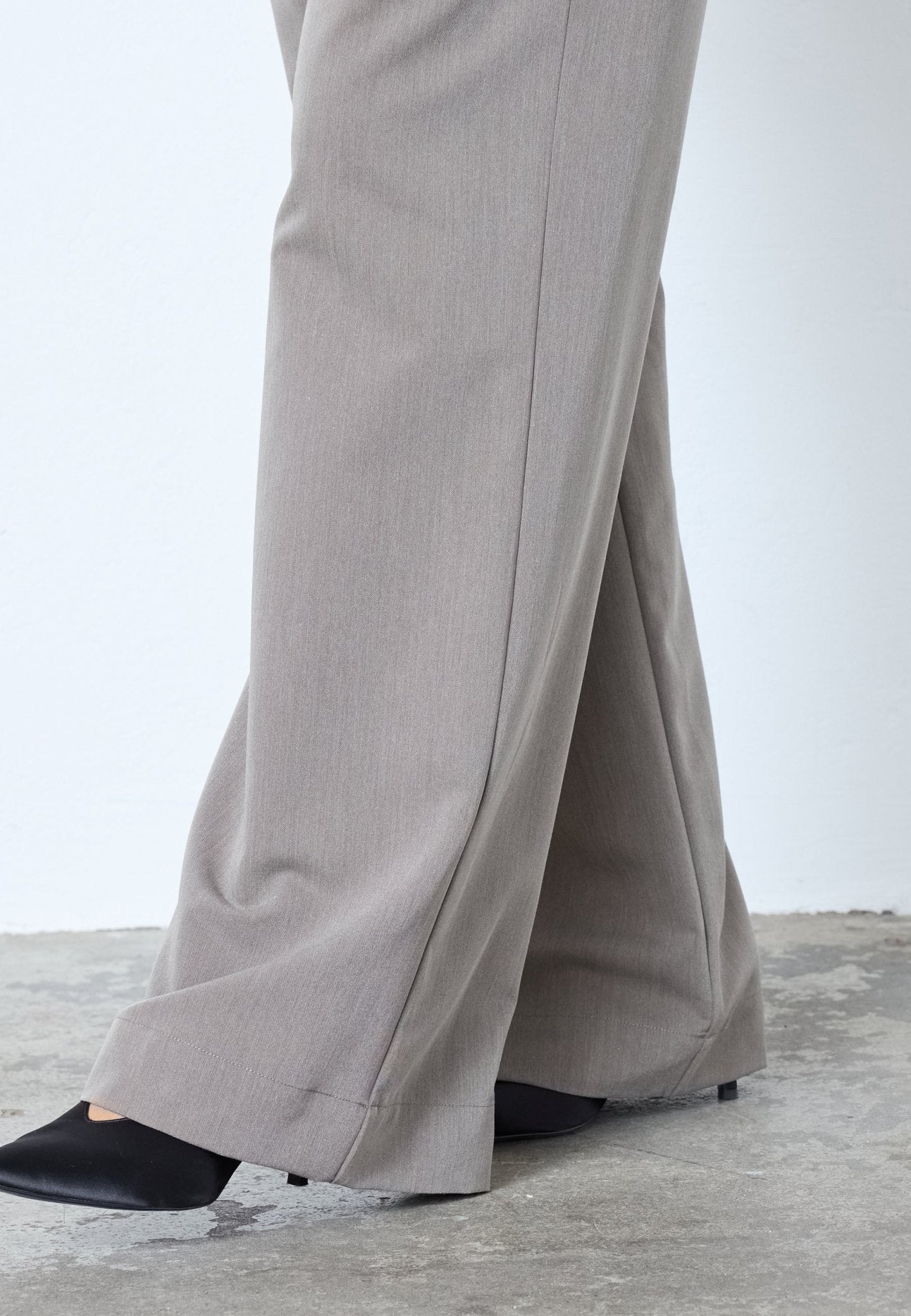 TengaCC Logo LL Pant - Walnut - Co'couture